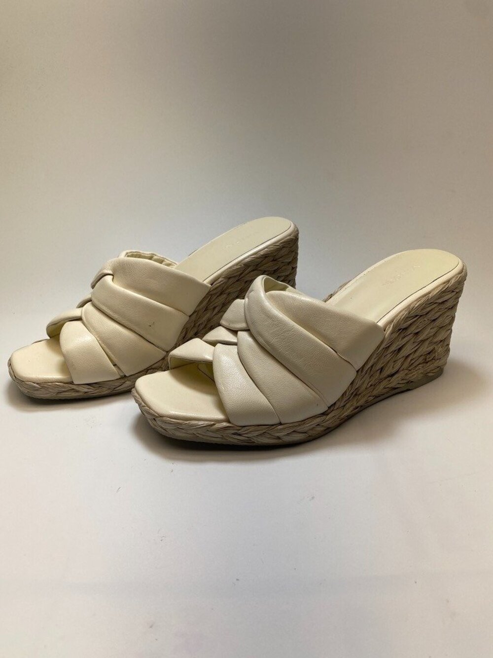 Vince Women's Gilian Marbel Cream Espadrille Wedge Sandals Sz 9m
